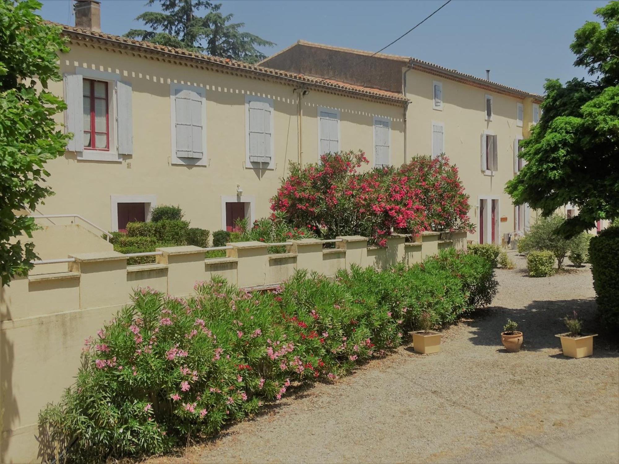 Domaine De La Petite Tour